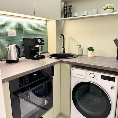 Beautiful With 2 Beds Bukareszt