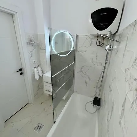 Beautiful With 2 Beds Appartamento *