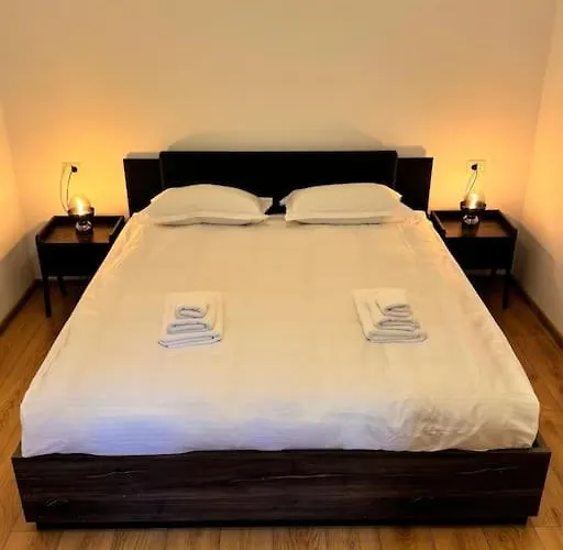Beautiful With 2 Beds * Bucarest