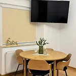 Apartamento Beautiful With 2 Beds *