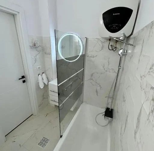 Beautiful With 2 Beds Daire *